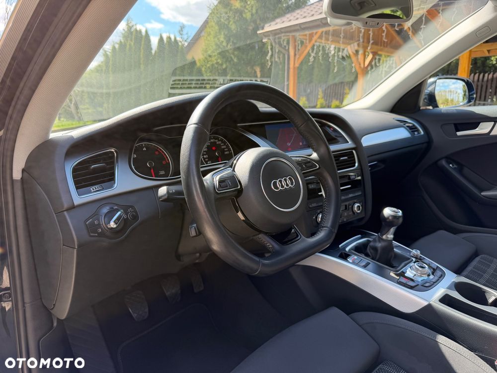 Audi A4 Limousine 2.0 TDI - 9