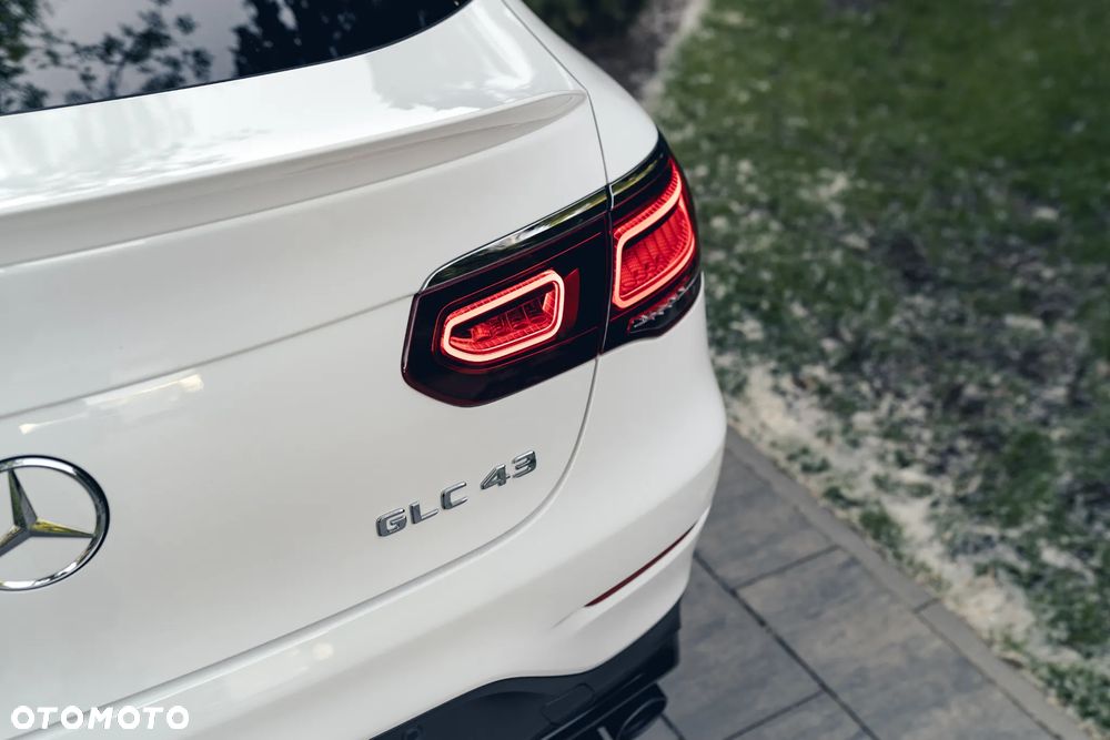 Mercedes-Benz GLC - 10