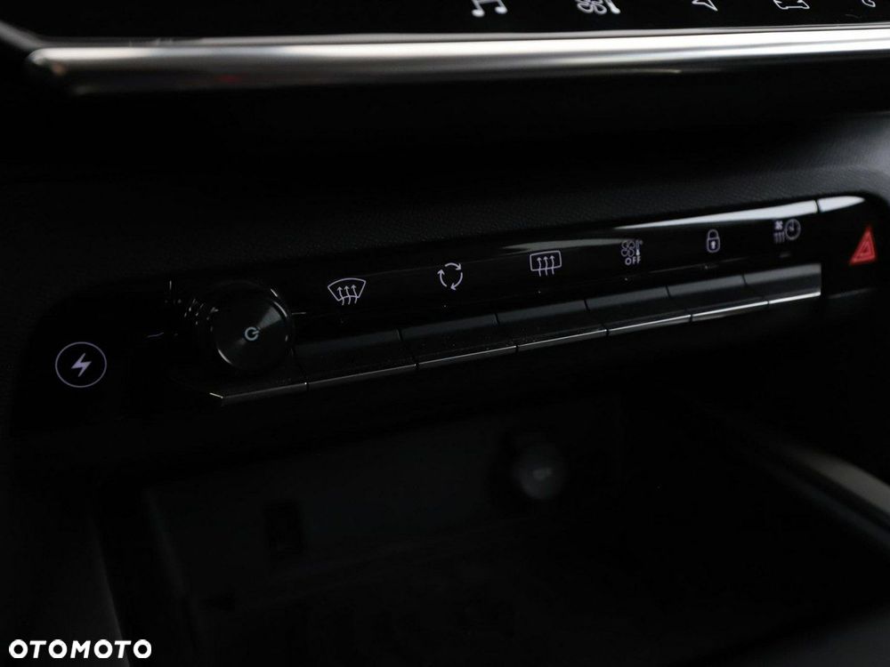 Citroën C5 Aircross 1.6 PHEV 225 Shine EAT8 - 29