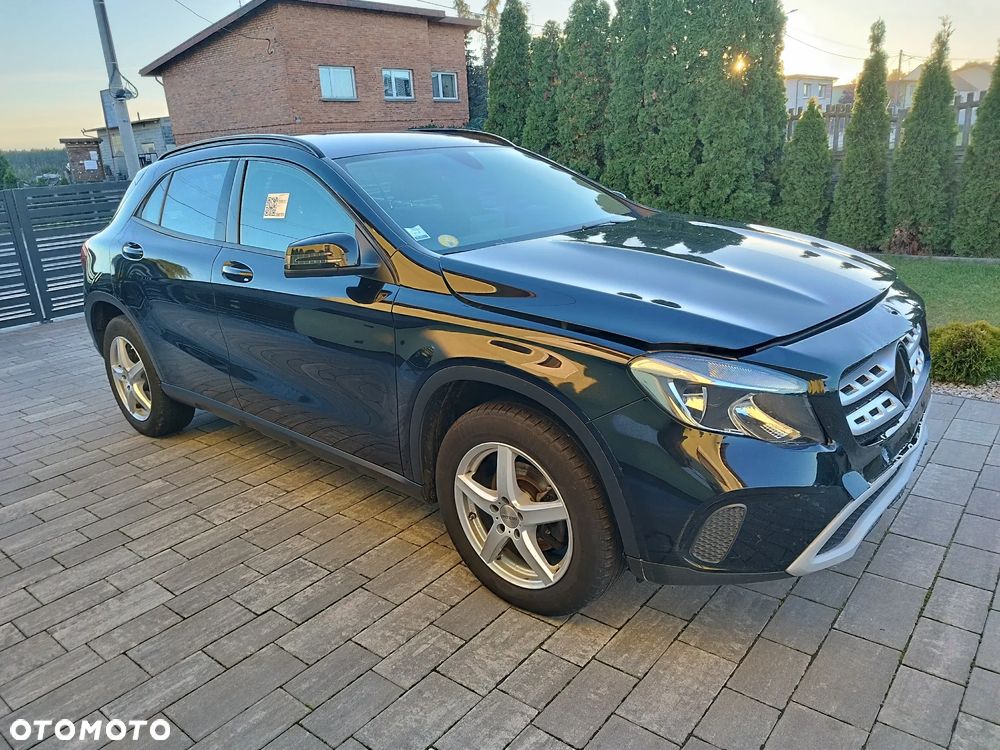 Mercedes-Benz GLA 200 (CDI) d 7G-DCT Style - 4