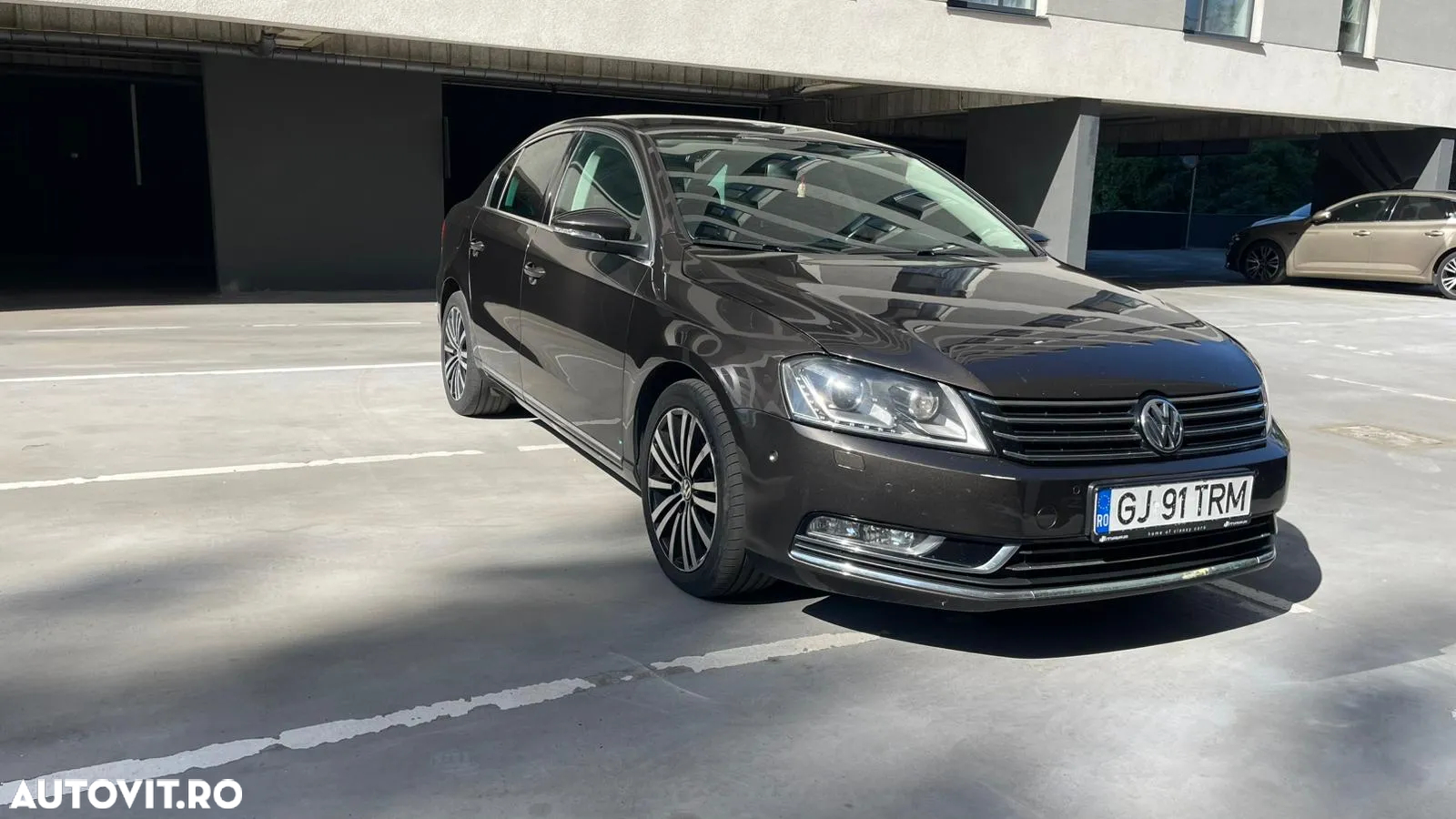 Volkswagen Passat 2.0 TDI BlueMotion Tehnology DSG Highline - 5