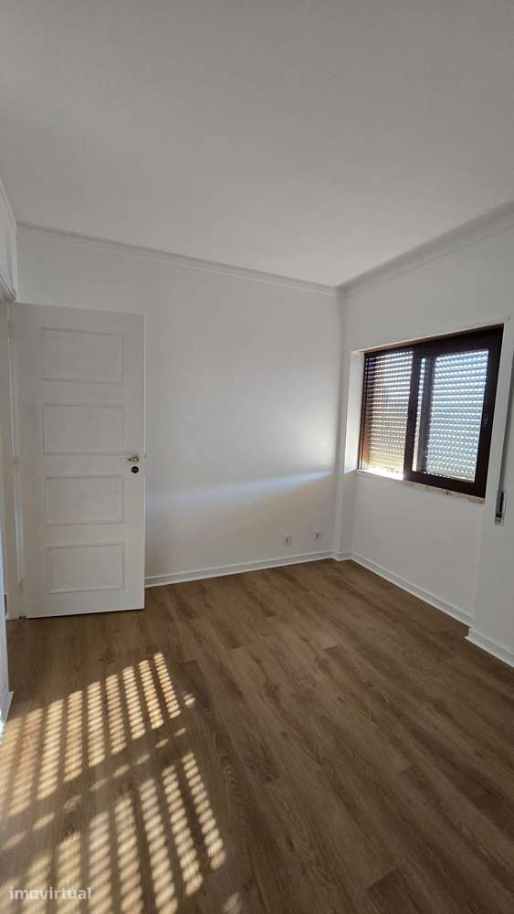 excelente apartamento T2 renovado ao estádio - Grande imagem: 5/24