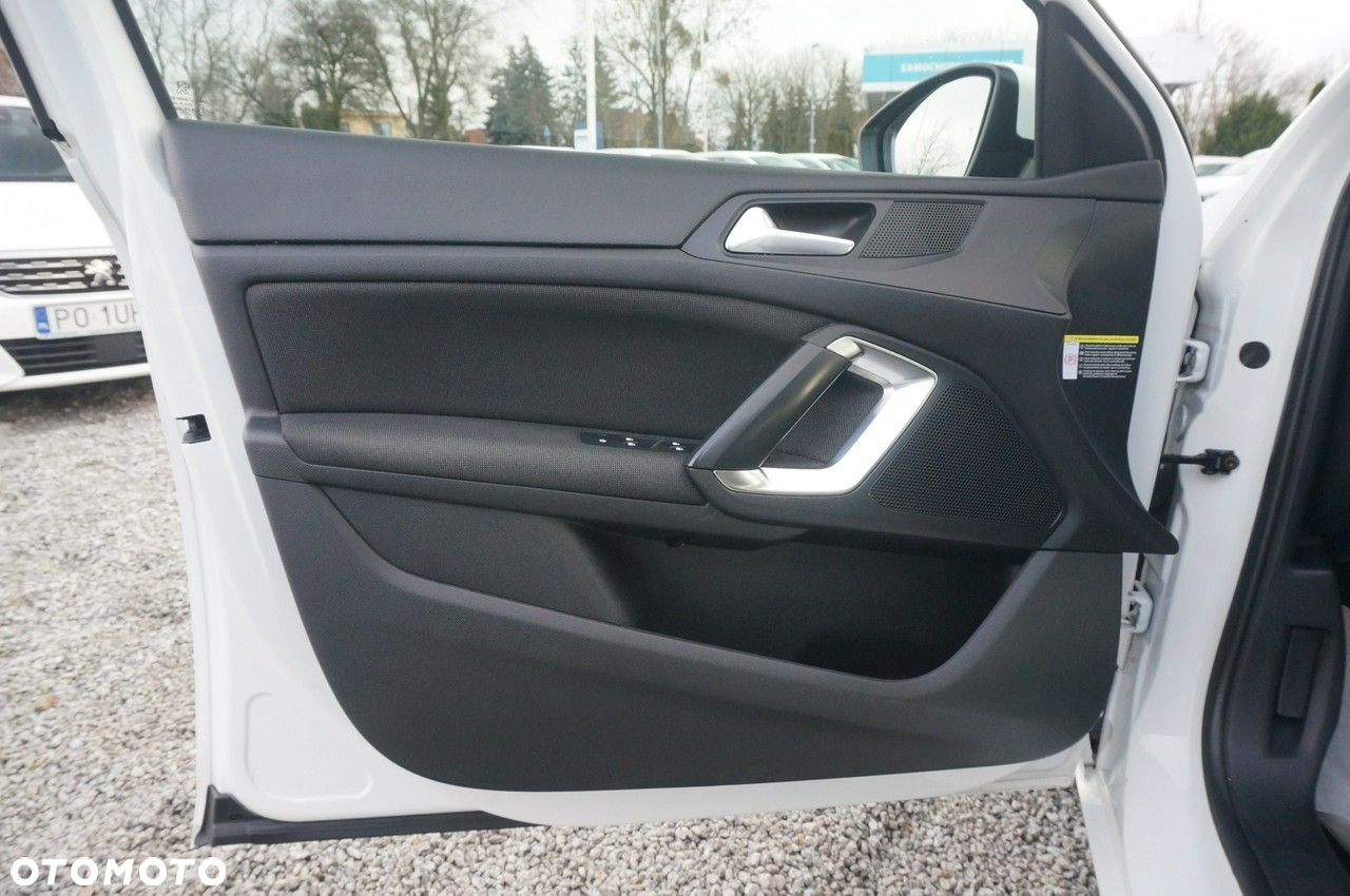Peugeot 308 1.5 BlueHDi Allure Pack S&S EAT8 - 19