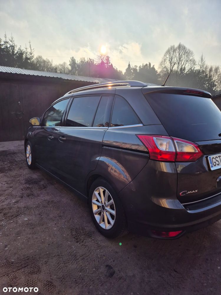 Ford Grand C-MAX - 5