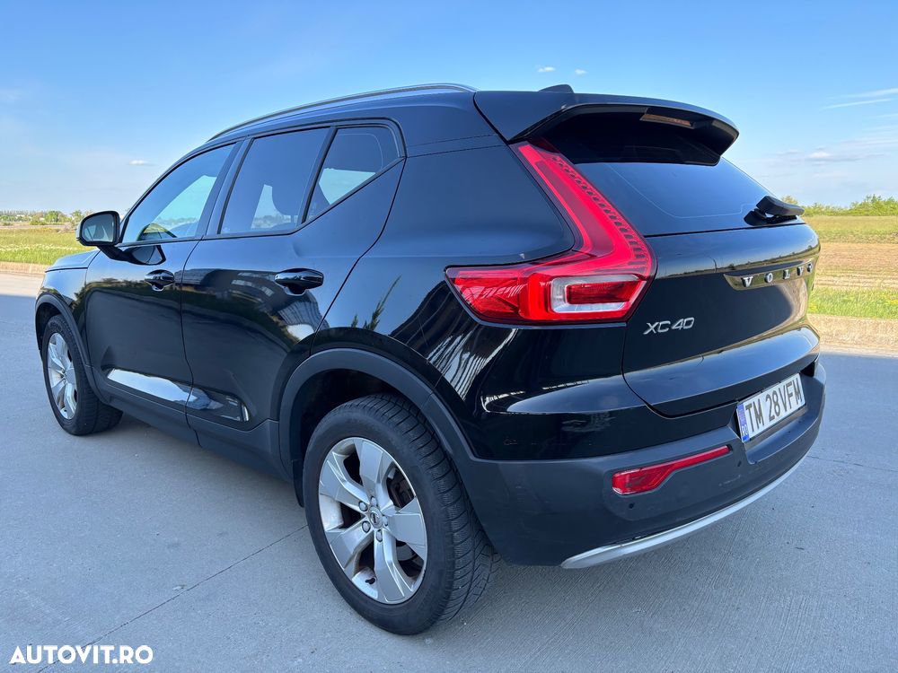 Volvo XC 40 D4 AWD Geartronic - 4