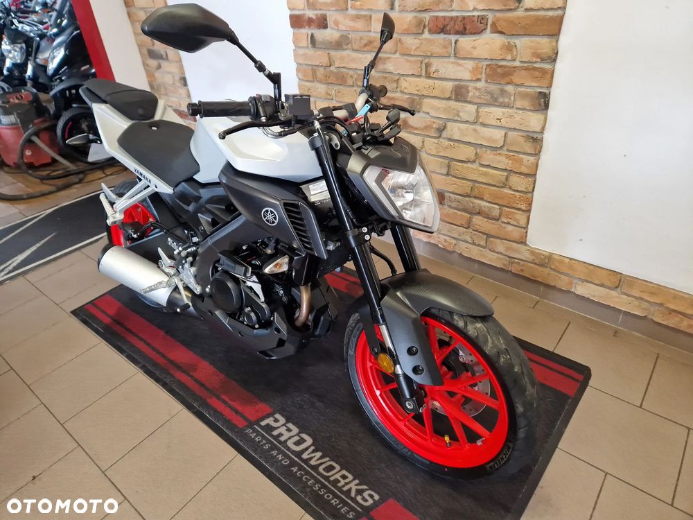 Yamaha MT - 29