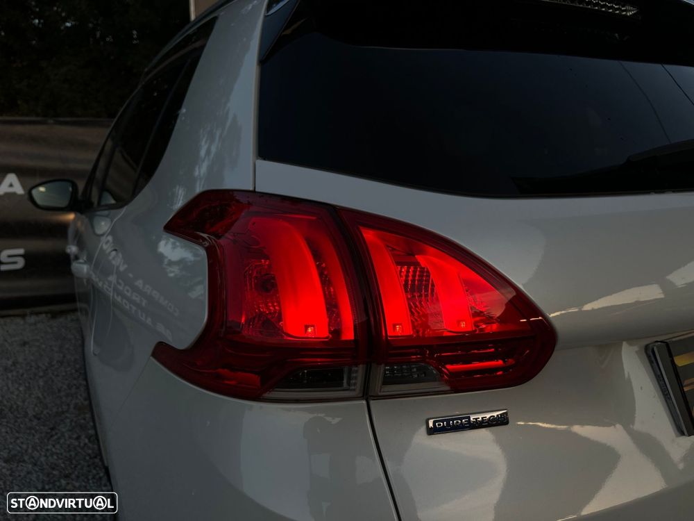 Peugeot 2008 1.2 PureTech GT Line - 7