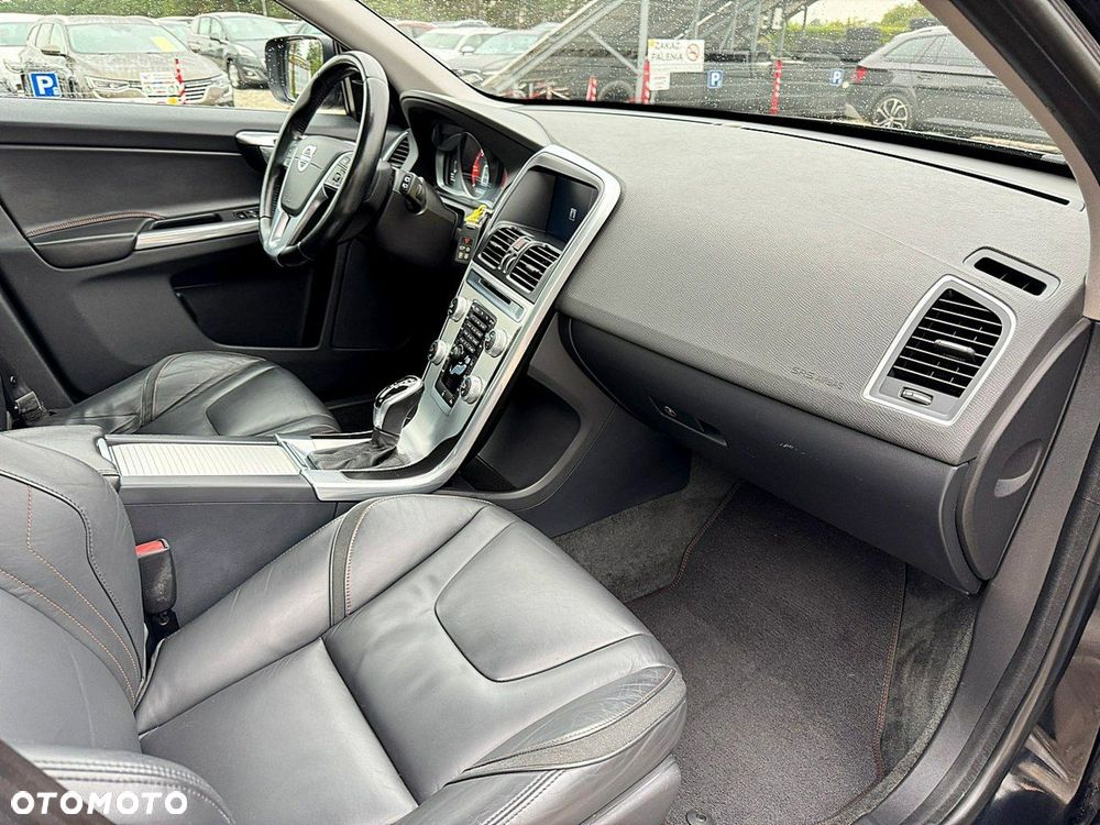 Volvo XC 60 - 14