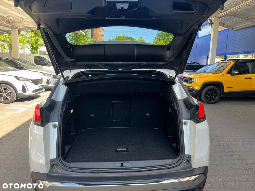 Peugeot 3008 1.2 PureTech Allure Pack S&S EAT8 - 6