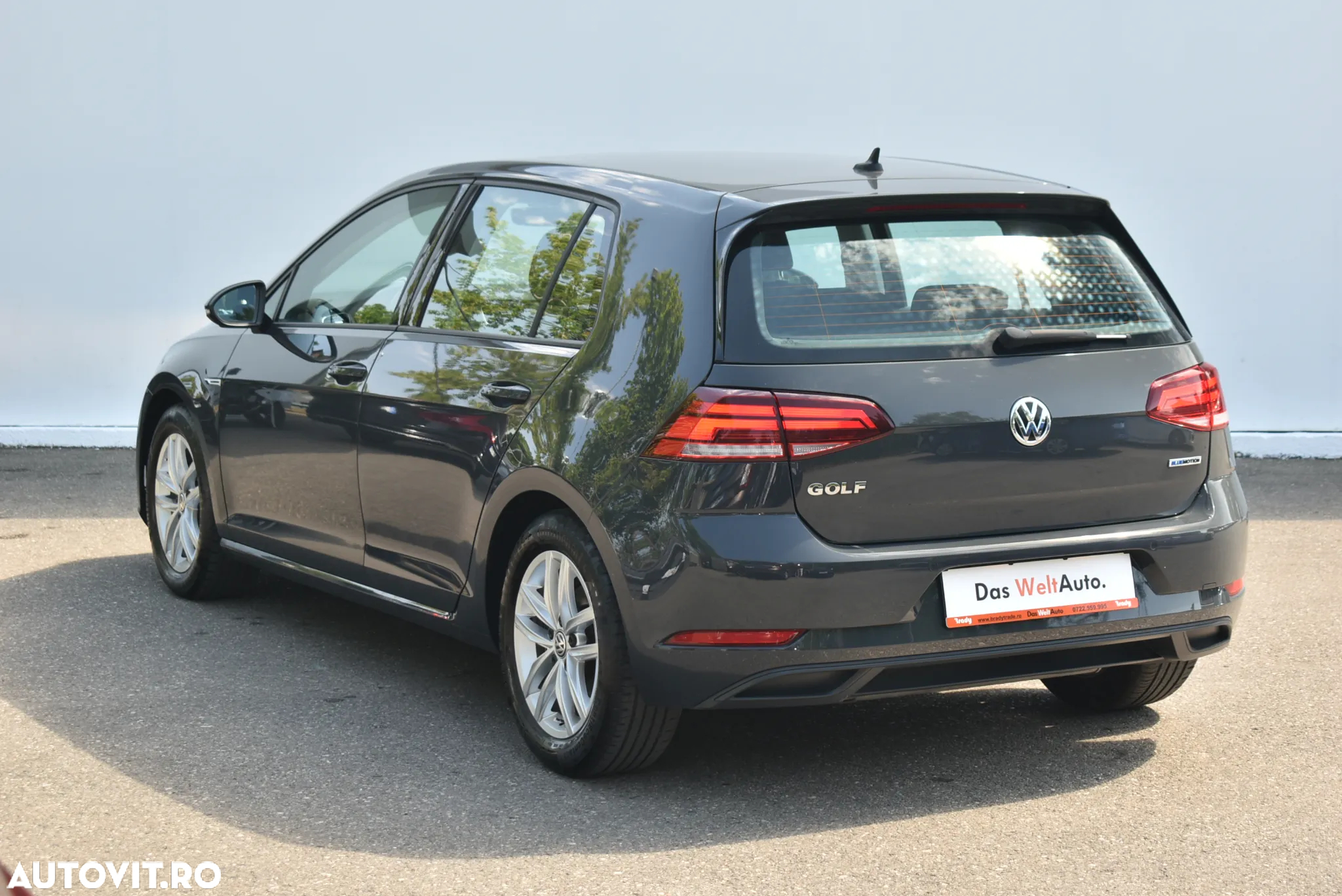 Volkswagen Golf 1.5 TSI ACT Life - 2