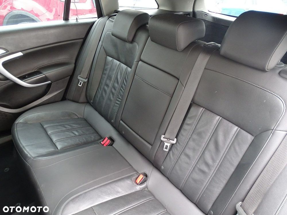 Opel Insignia - 26