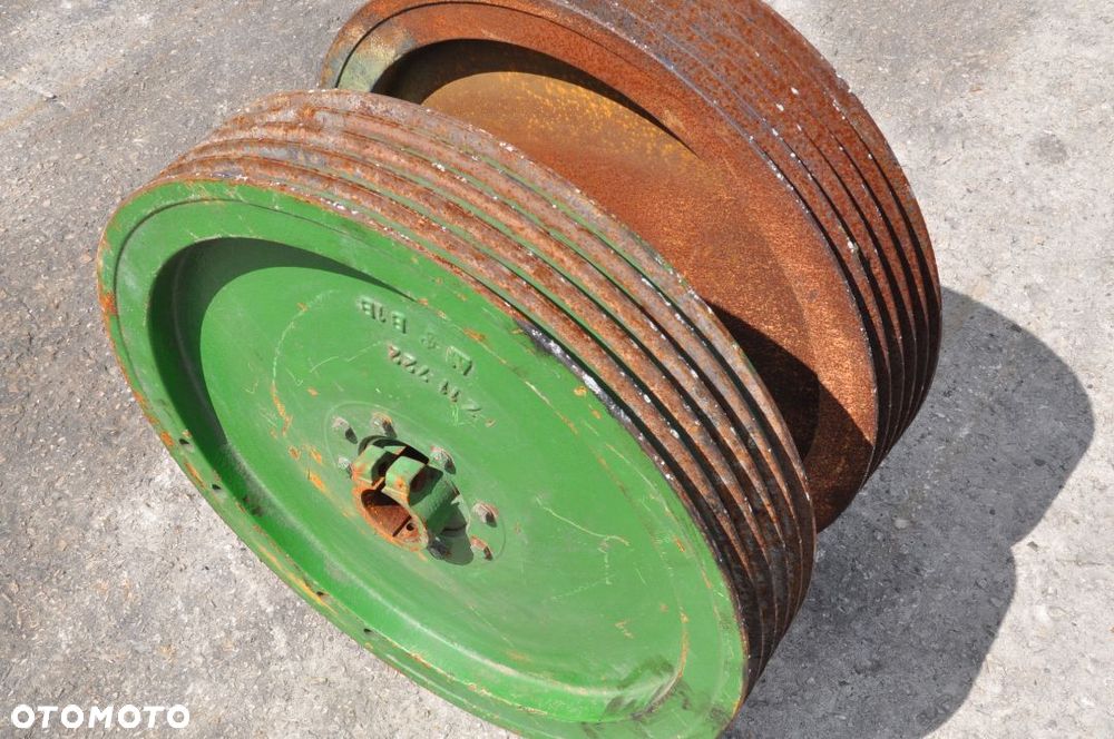 KOŁO PASOWE JOHN DEERE 1177 / 1188 NR Z11722 - 1