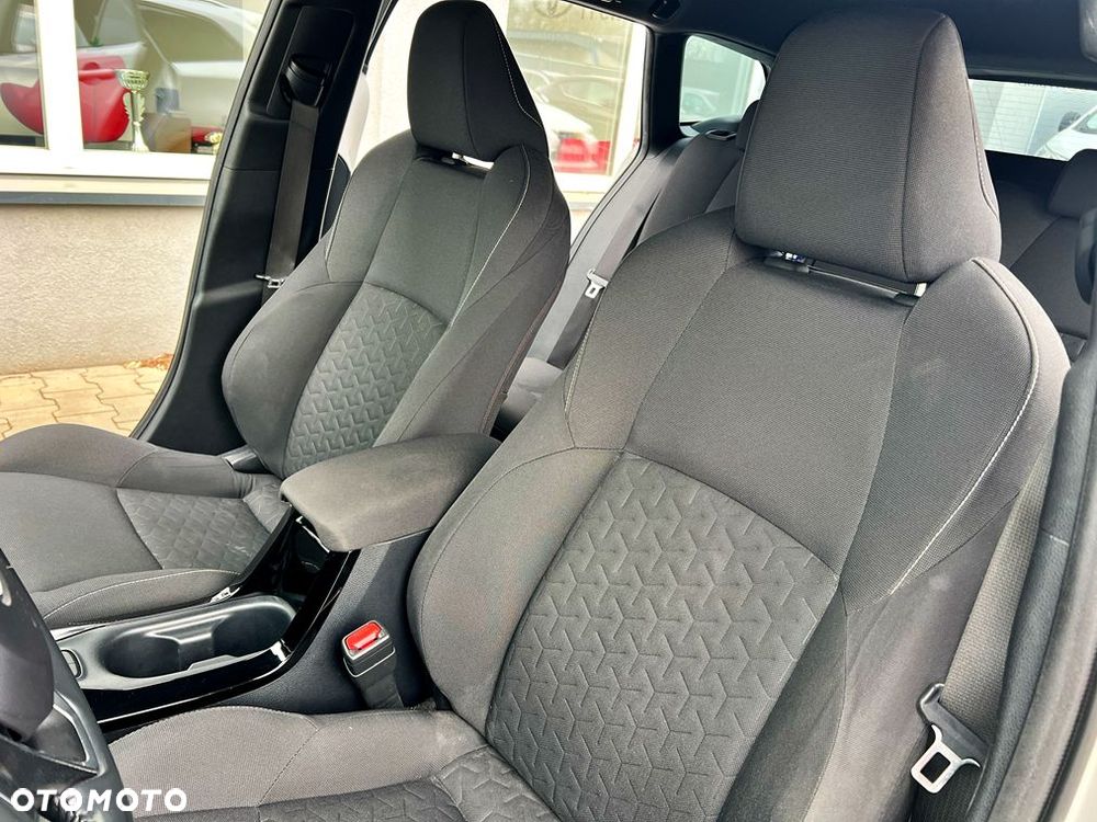 Toyota Corolla 2.0 Hybrid Comfort - 13
