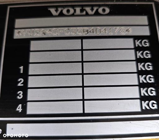 Volvo FH12 420 6x2 JUMBO OŚ PODNOSZONA ZABUDOWA FIRANKA DŁ:7.80m WINDA HYDRAULICZNA KLIMA 2xALUTANK I-SHIFT LODÓWKA 2006r WAGA:11087kg DMC:24000kg - 10