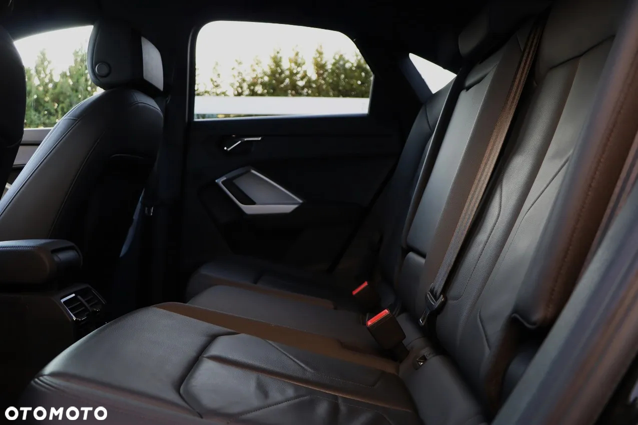 Audi Q3 Sportback - 22