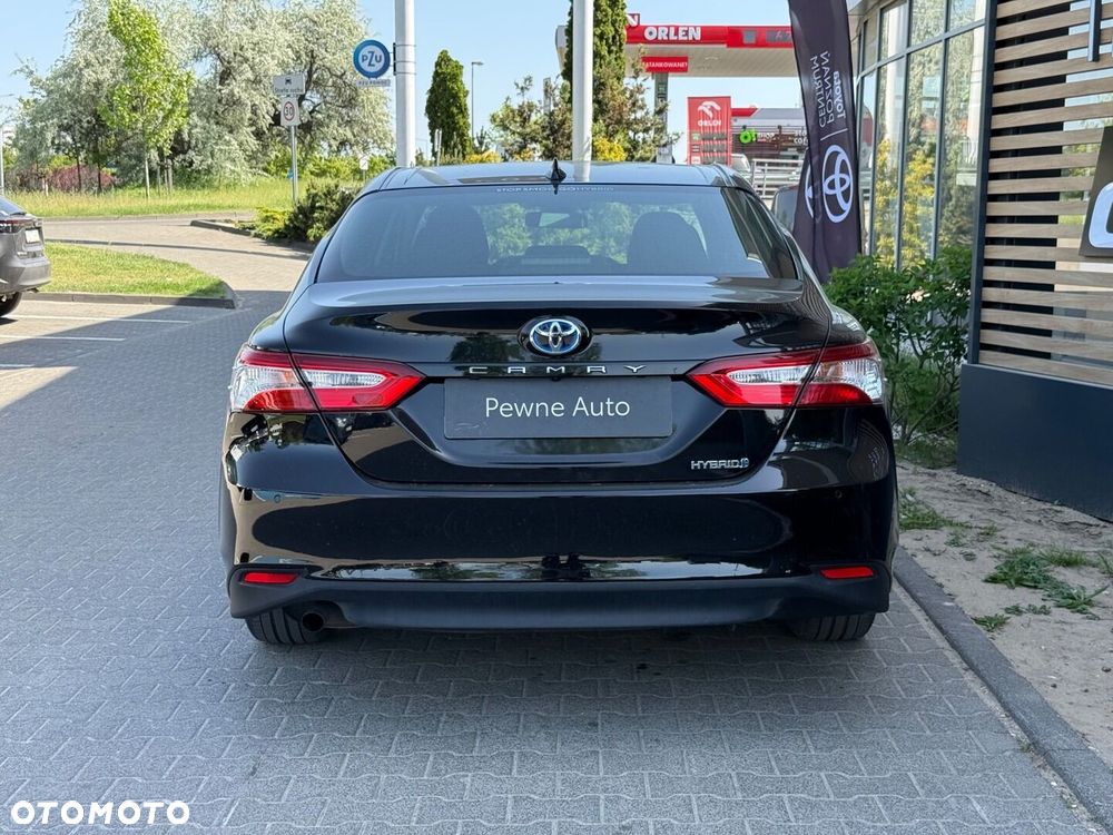 Toyota Camry 2.5 Hybrid Comfort CVT - 4