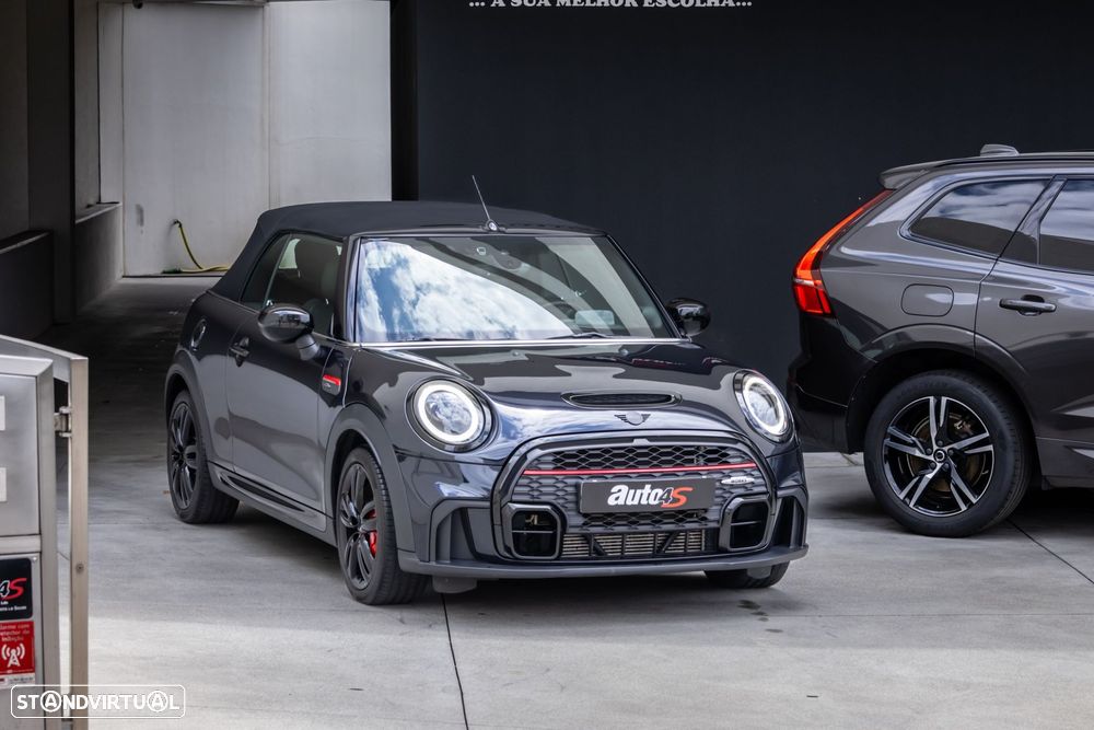 MINI Cabrio - 2