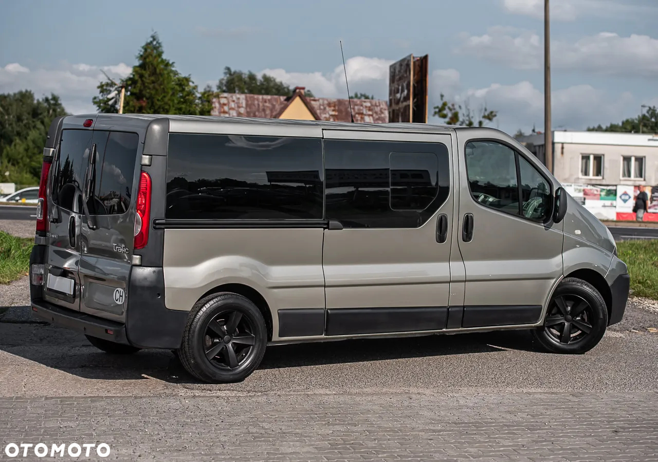 Renault Trafic - 10