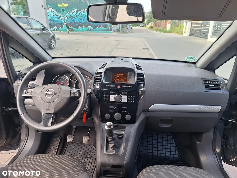 Opel Zafira 1.8 Innovation 110 Jahre - 12