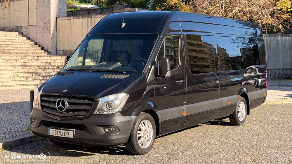 Mercedes-Benz Sprinter - 52