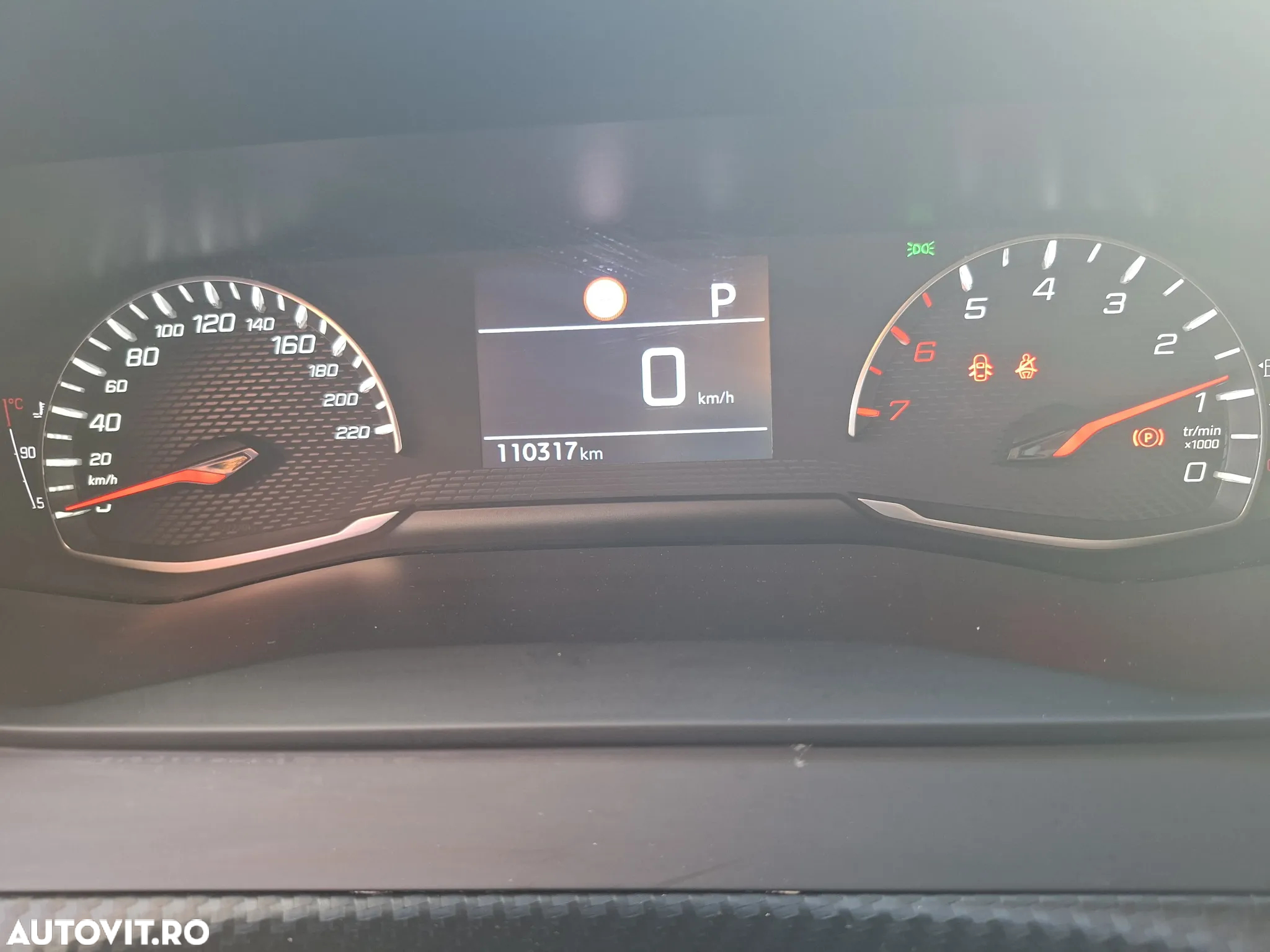 Peugeot 2008 1.2 PureTech EAT8 STT Active Pack - 14