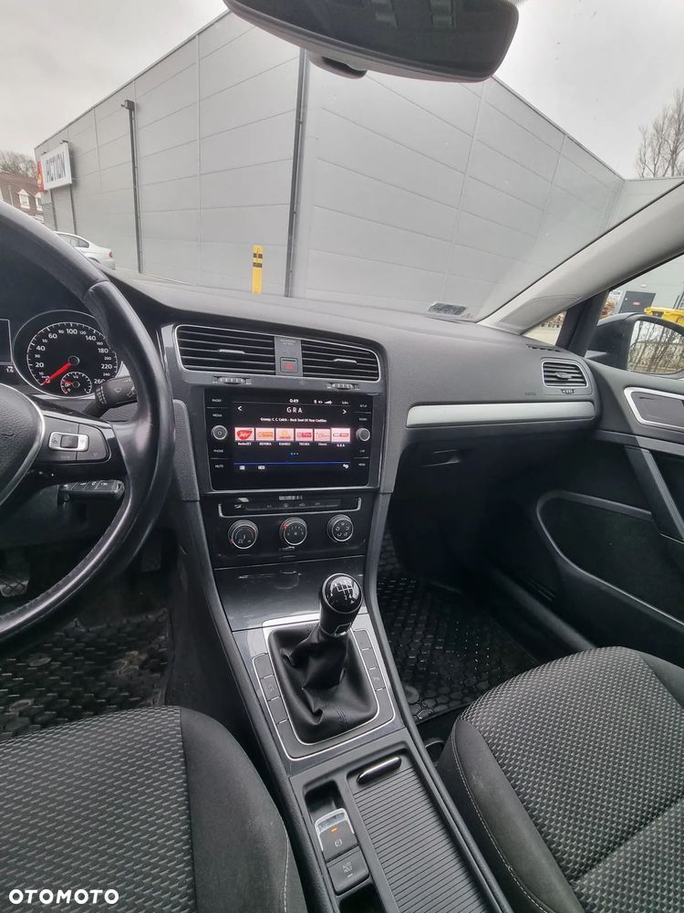 Volkswagen Golf 1.0 TSI Trendline - 11