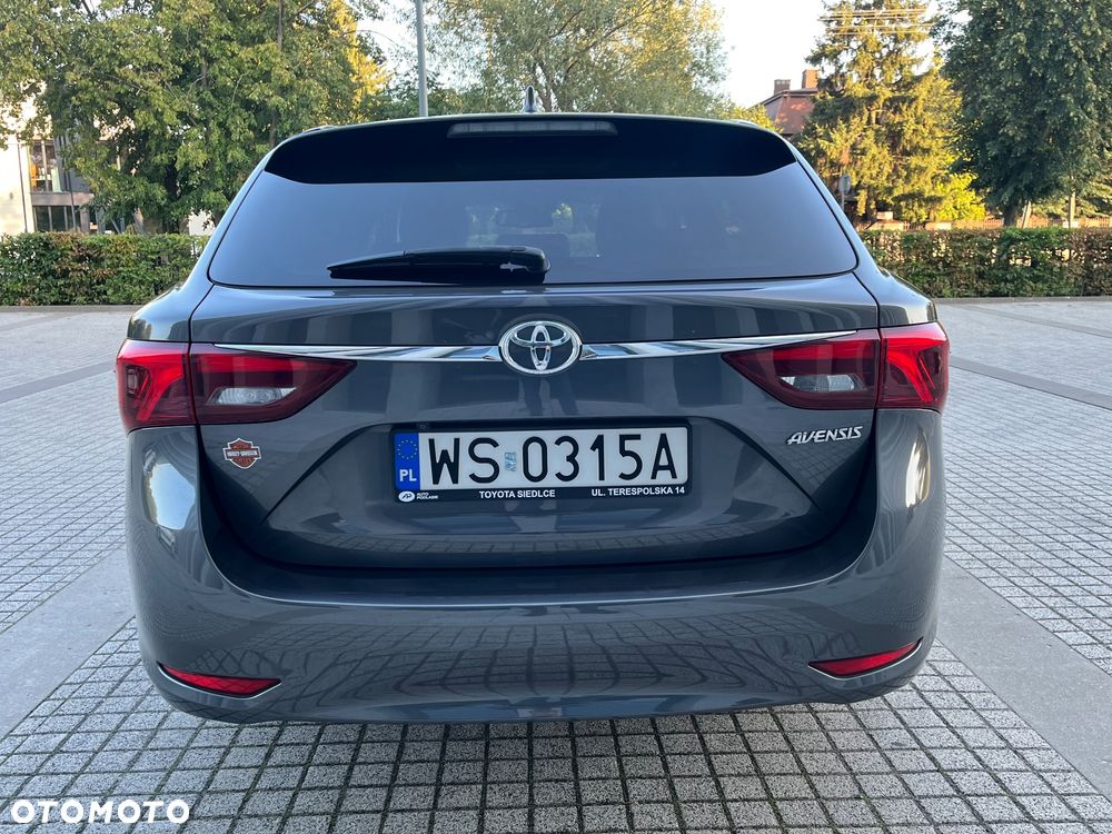 Toyota Avensis 1.8 Prestige MS - 4