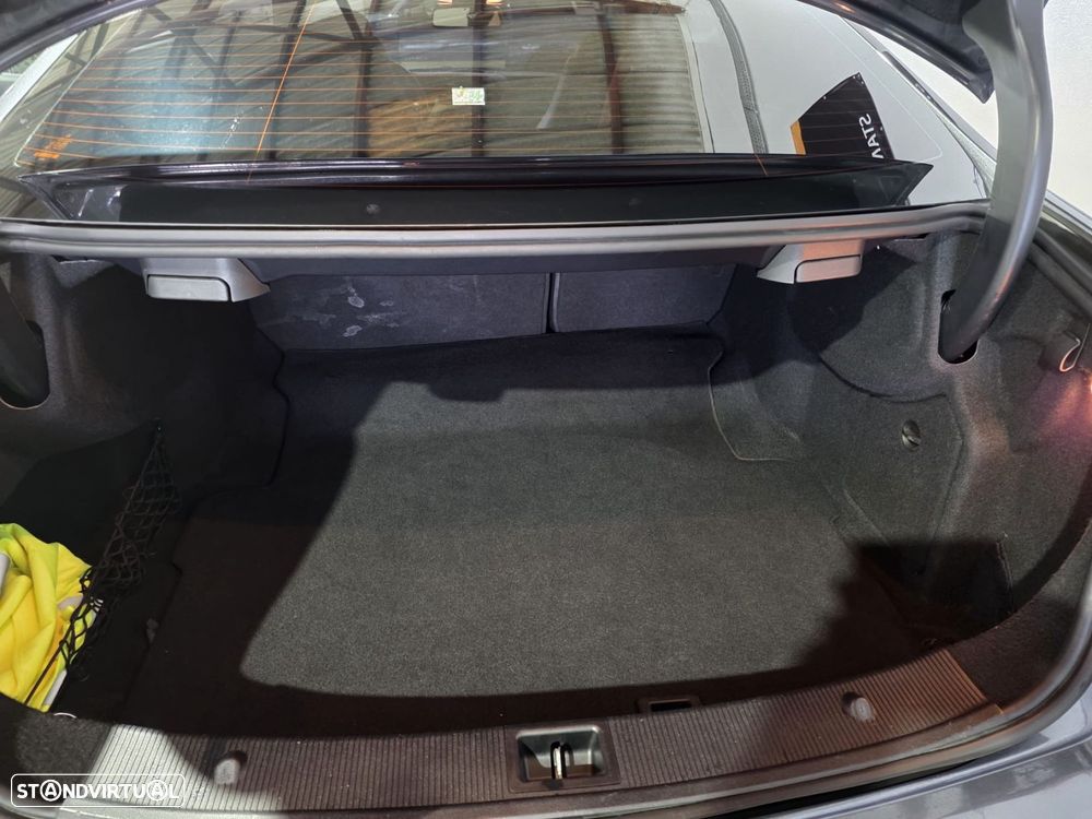 Mercedes-Benz E 350 CDI Avantgarde BlueEfficiency - 24