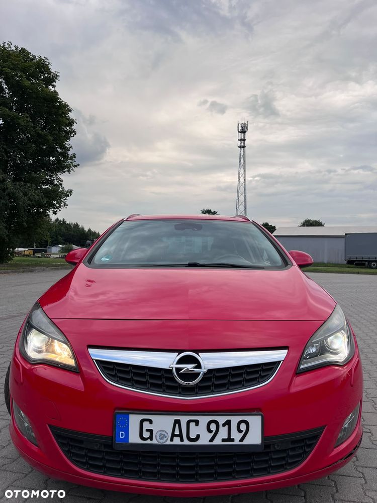 Opel Astra 1.6 Turbo Edition Sport - 2