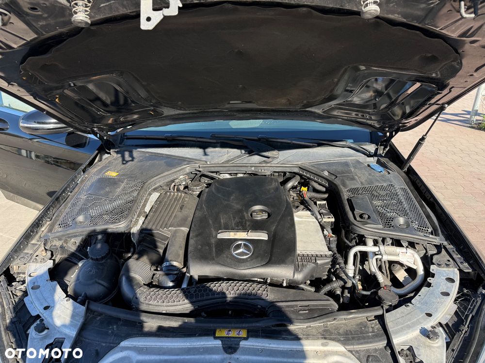 Mercedes-Benz Klasa C 300 7G-TRONIC - 2