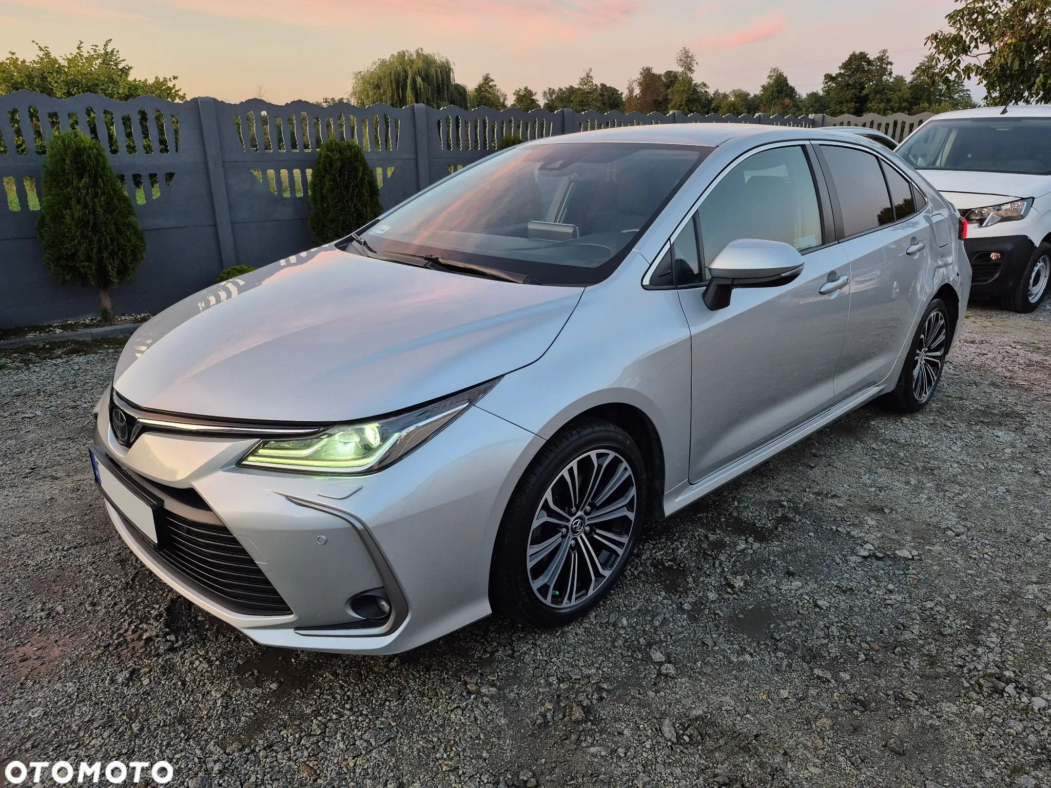 Toyota Corolla 1.6 Comfort - 1