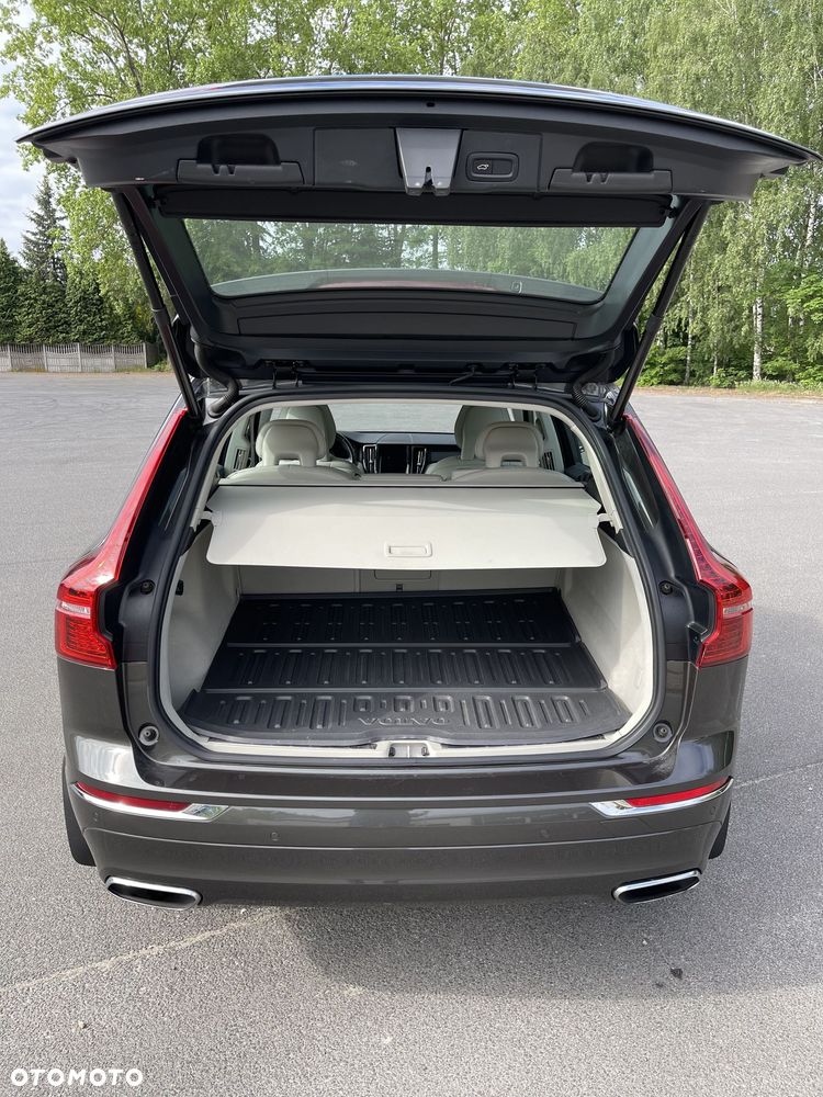 Volvo XC 60 D5 SCR AWD Inscription - 15