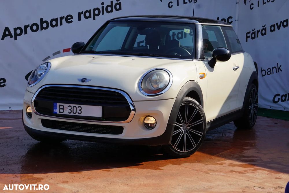 Mini Cooper Essential Trim - 2