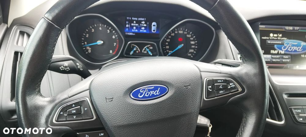 Ford Focus 1.0 EcoBoost Titanium - 11