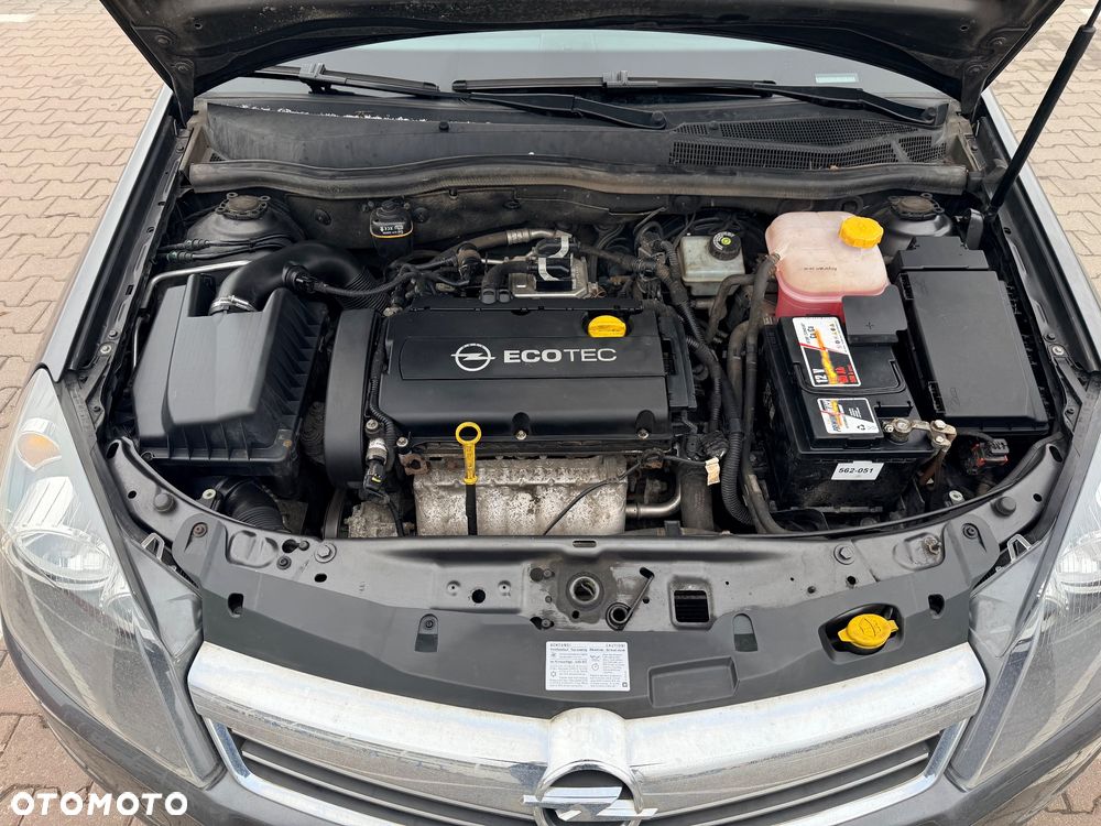 Opel Astra 1.6 Essentia - 16