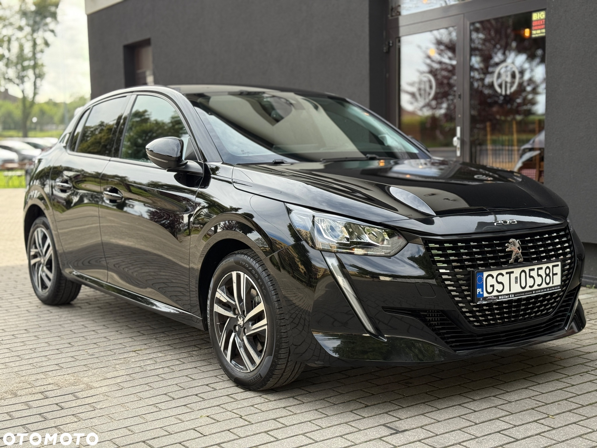 Peugeot 208 PureTech 100 EAT8 Allure Pack - 3