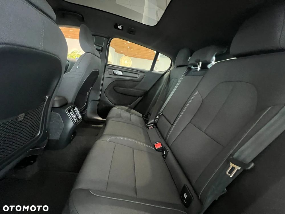 Volvo C40 Recharge 82 kWh Single M Extended Range RWD Ultimate - 13