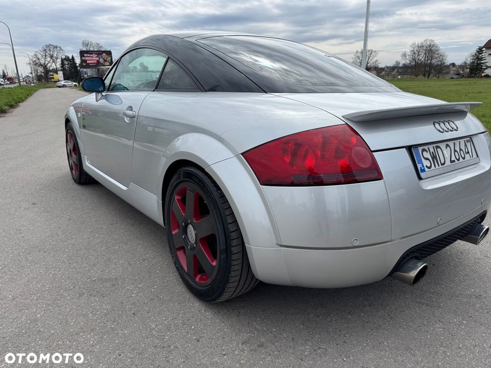 Audi TT Coupé 1.8T - 8