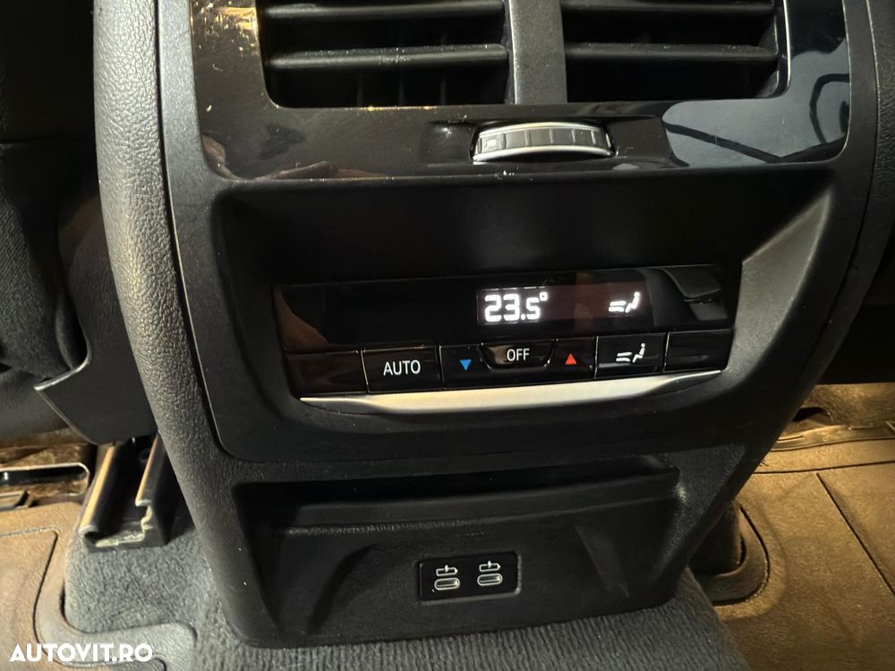 BMW X3 xDrive20i Aut. Luxury Line - 36