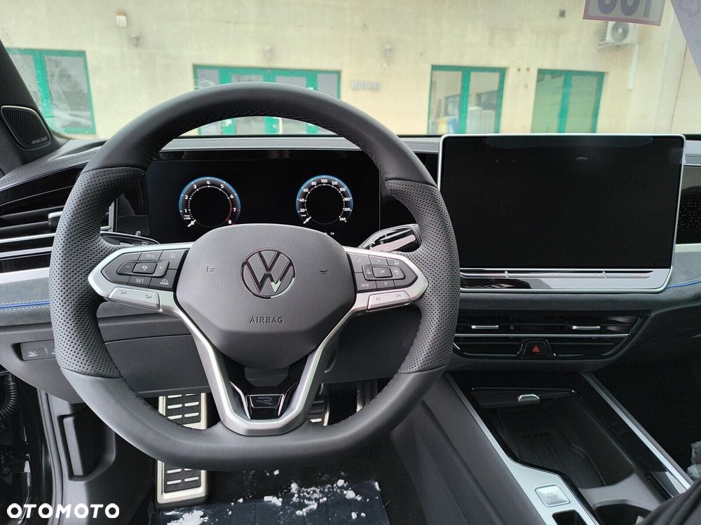 Volkswagen Passat Variant 2.0 TSI R-Line Plus DSG - 12