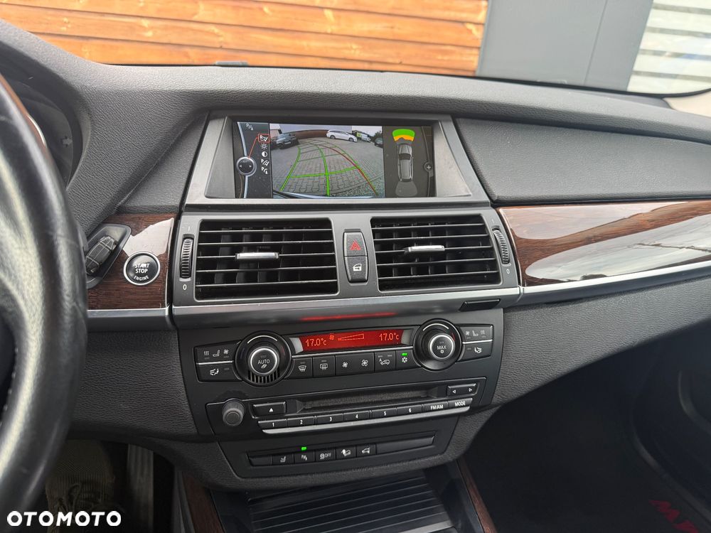 BMW X5 xDrive35i Sport-Aut - 14