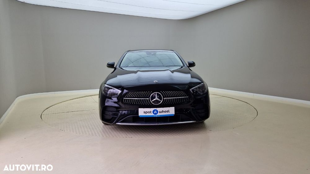 Mercedes-Benz E - 2