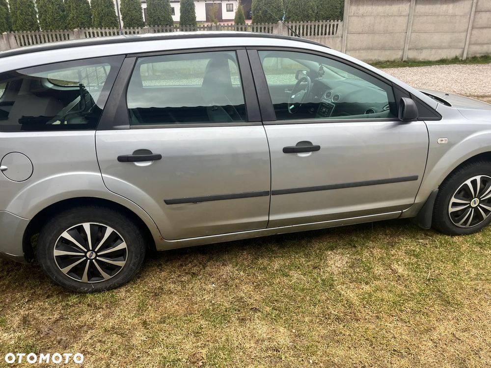 Ford Focus - 4