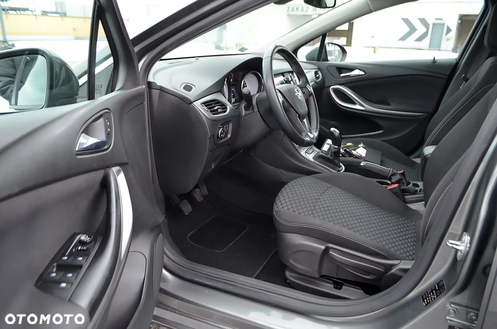 Opel Astra 1.4 T Dynamic - 7