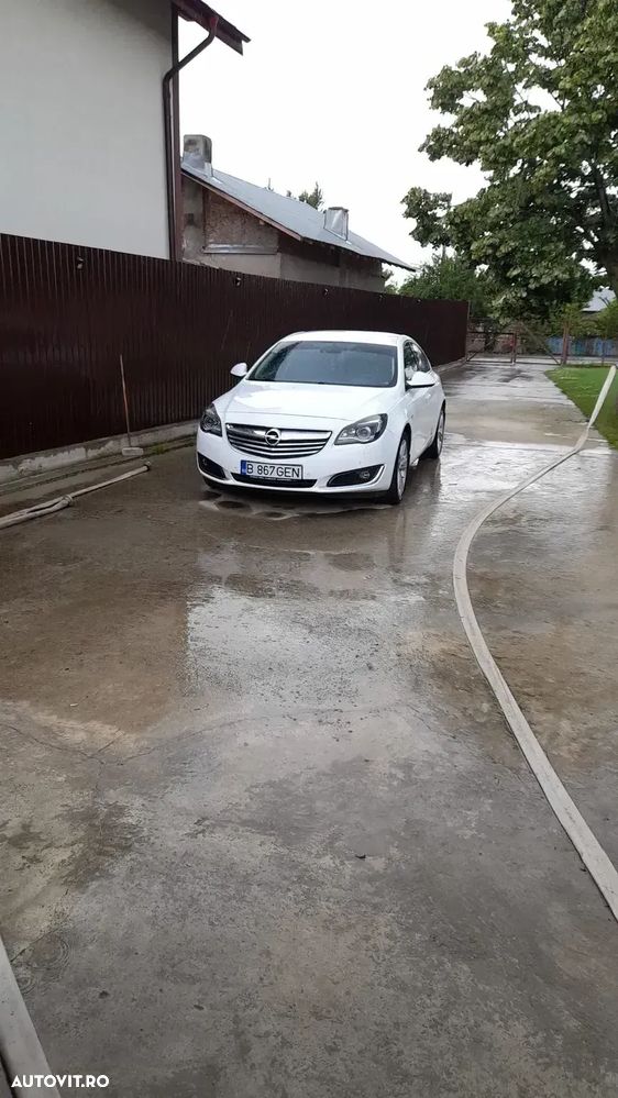 Opel Insignia - 2