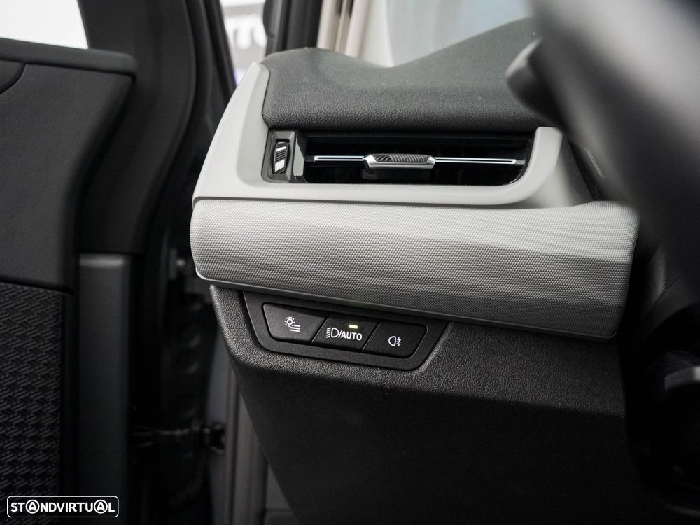 BMW 225xe Active Tourer e xDrive - 19