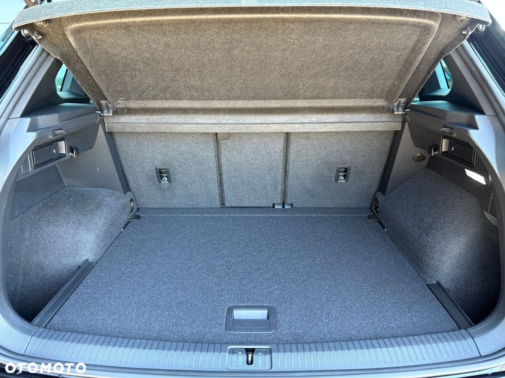Volkswagen Tiguan - 20