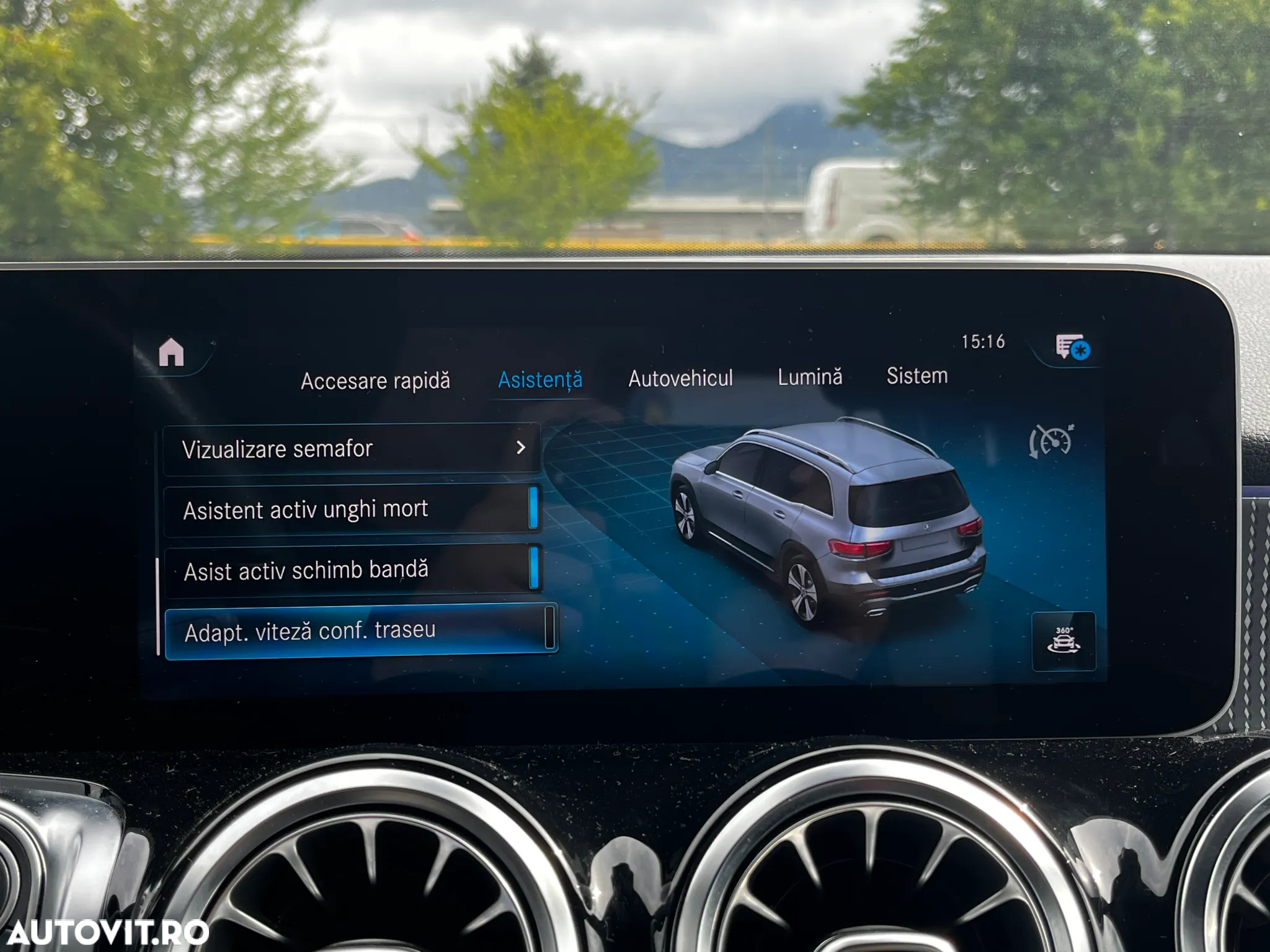 Mercedes-Benz GLB 250 4Matic 8G-DCT AMG Line - 28