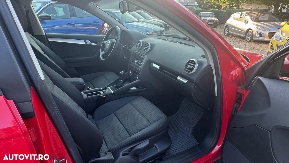 Audi A3 Sportback 1.4 TFSI Ambiente - 11