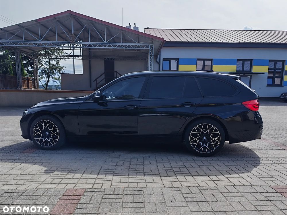 BMW Seria 3 320d Sport Line - 6